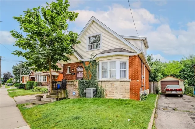 Additional image 29 of 1650 KING St