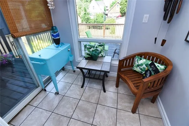 Additional image 23 of 86 GRAHAM Ave