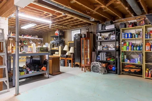 Additional image 42 of 3052 Guyatt Rd