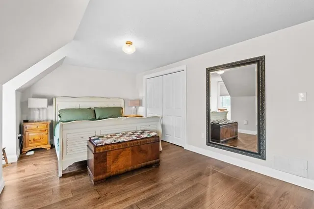 Additional image 33 of 851 WESTOVER Rd