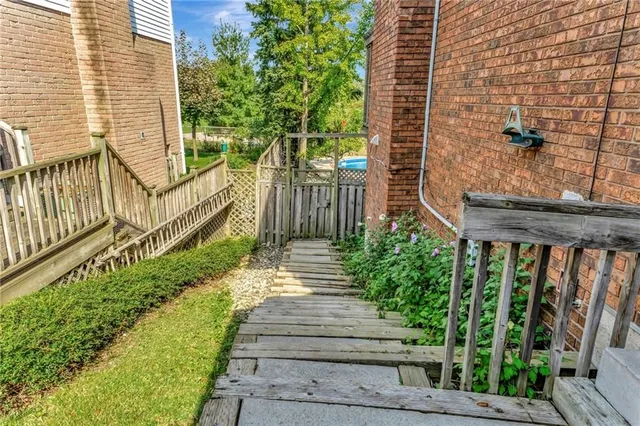 Additional image 50 of 210 BLUEBELL Cres