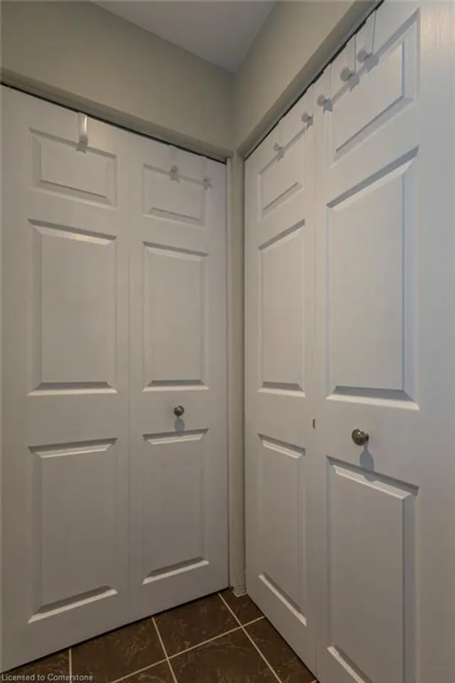 Additional image 5 of 40 Robinson St Unit 307