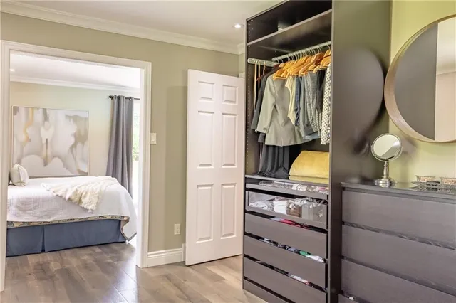 Additional image 21 of 5 ELLEN St