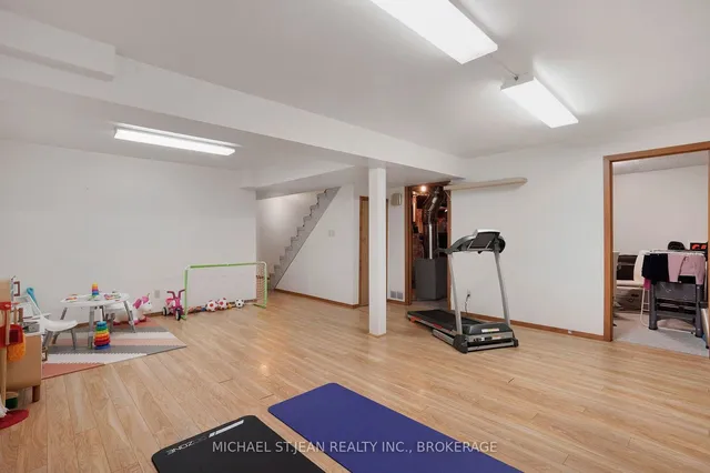 Additional image 29 of 241 Bonaventure Dr