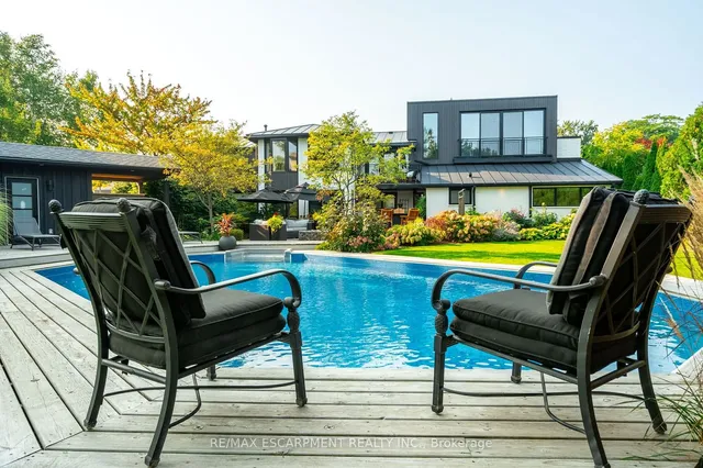 Additional image 32 of 97 Overdale Ave