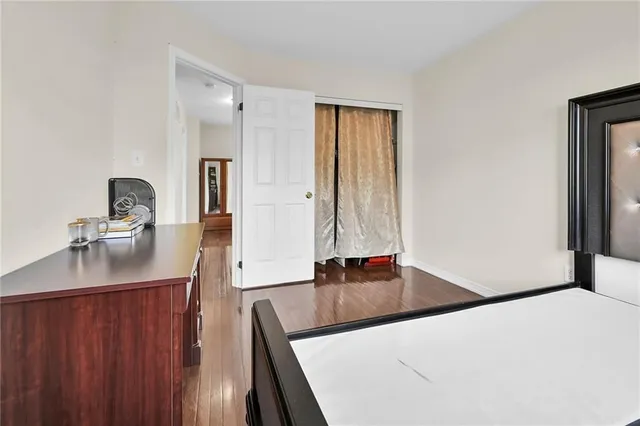 Additional image 17 of 25 NEWPORT Cres