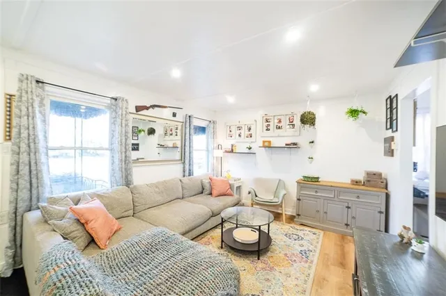 Additional image 7 of 82 Tolton Ave