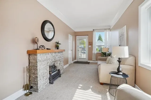 Additional image 11 of 408 COCHRANE Rd