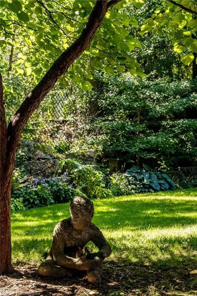 Additional image 50 of 858 Montgomery Dr