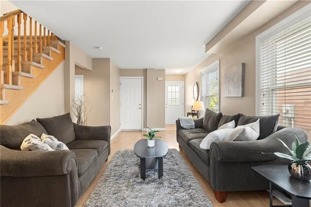 Additional image 13 of 20 SLATER Crt