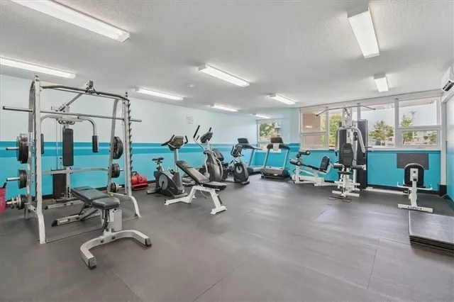 Additional image 32 of 500 GREEN Rd Unit 903