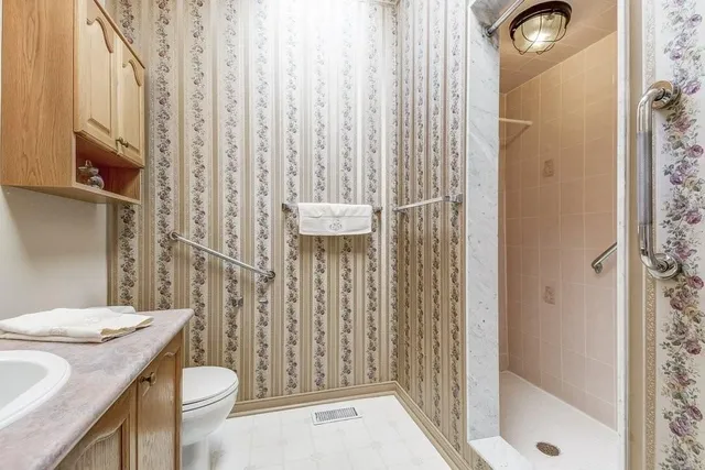 Additional image 21 of 192 SILVERBIRCH Blvd