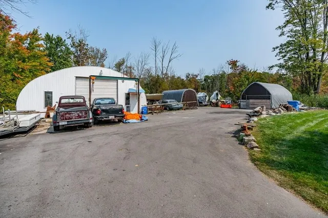 Additional image 40 of 1258 6 Hwy