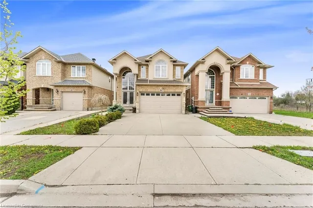 Primary image of 38 Assisi St