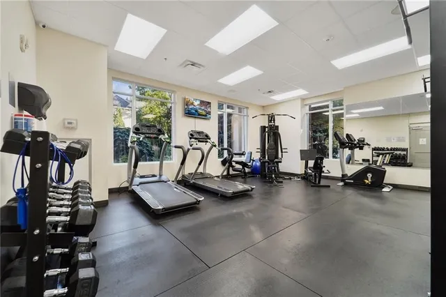 Additional image 34 of 90 CHARLTON Ave Unit 801