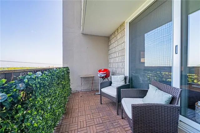 Additional image 28 of 350 QUIGLEY Rd Unit 631