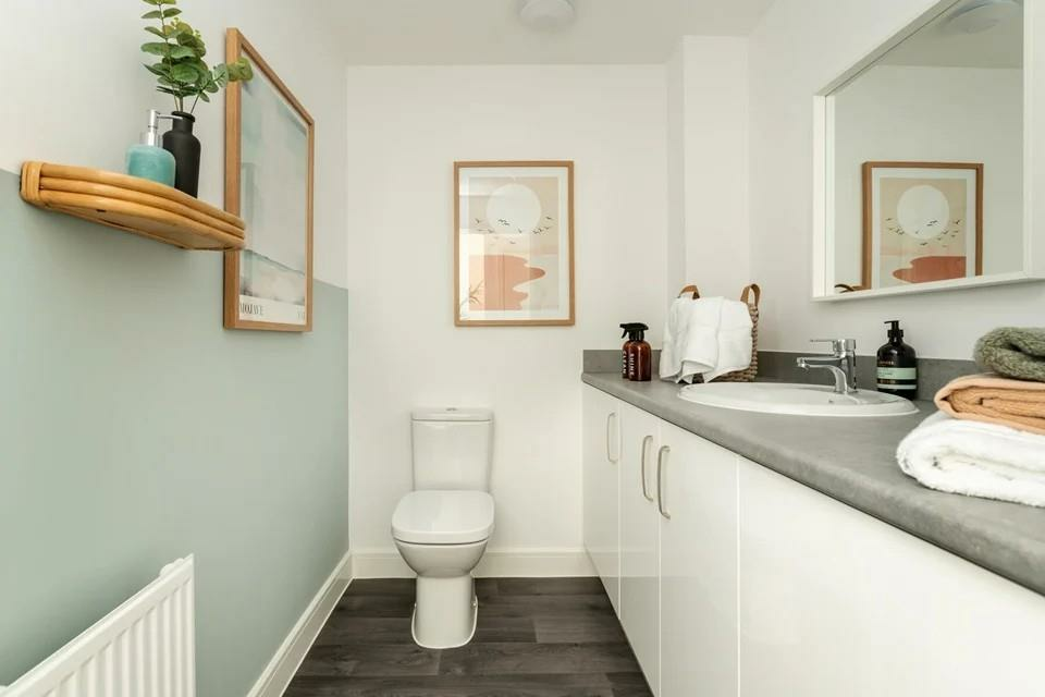 Additional image 6 of Broken Stone Road