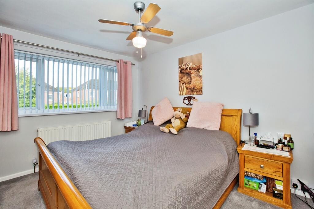 Additional image 9 of Burroughes Avenue, Yeovil