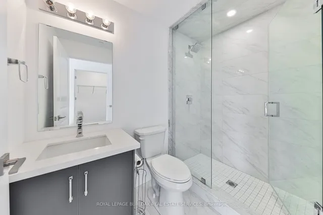 Additional image 14 of 460 Dundas St Unit 705