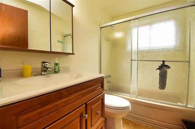 Additional image 17 of 39 EAST 39TH St