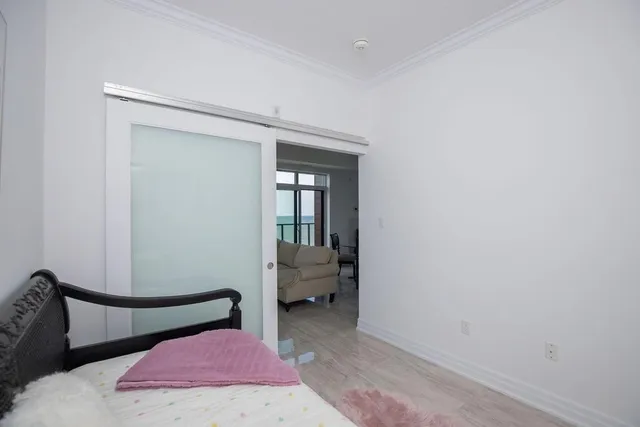 Additional image 16 of 101 SHOREVIEW PLACE Unit 608