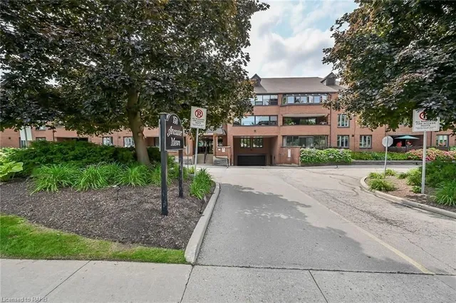 150 WILSON St Unit 112