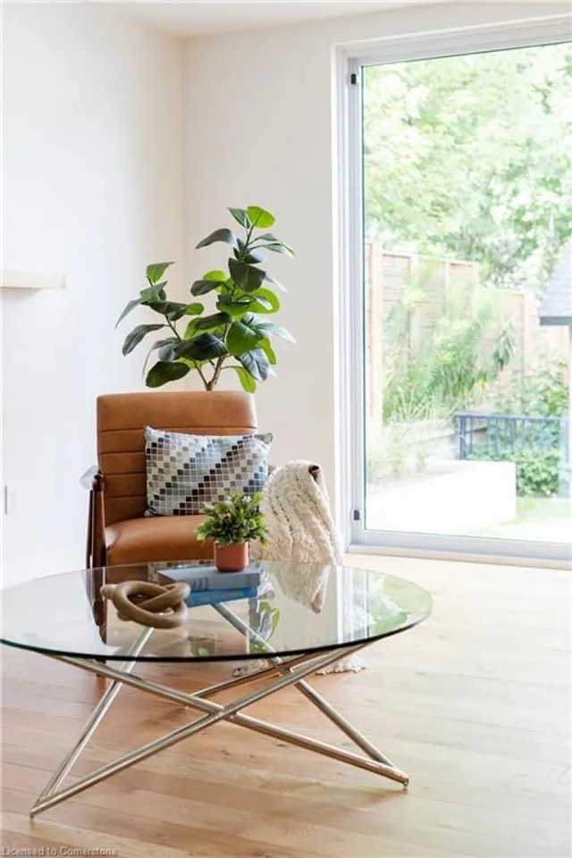 Additional image 10 of 315 Park St