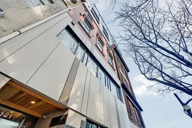 Additional image 18 of 121 King St Unit 106