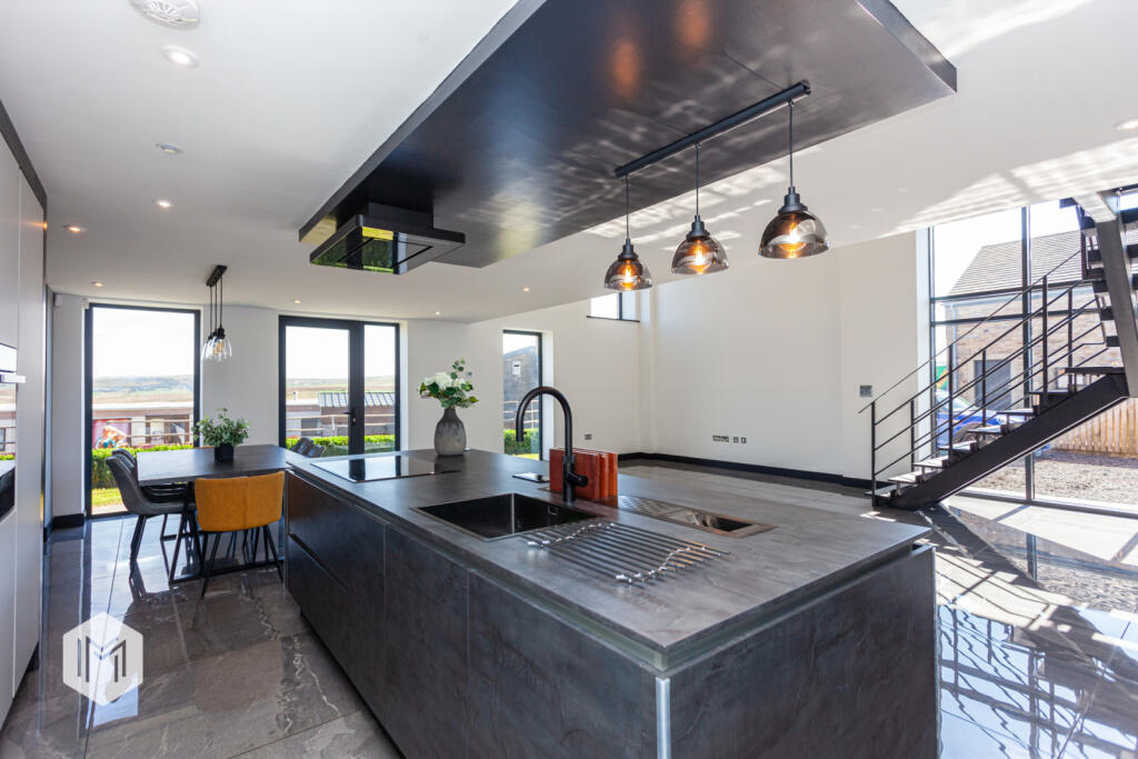 Additional image 7 of Roman Road, Hoddlesden, Darwen, Lancashire, BB3 3PP