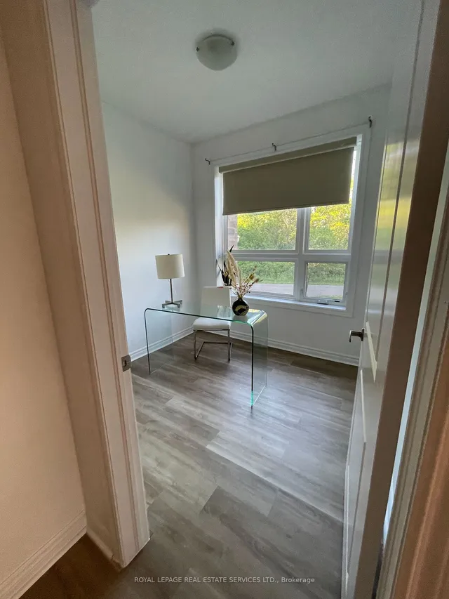 Additional image 2 of 35 Southshore Cres Unit 109