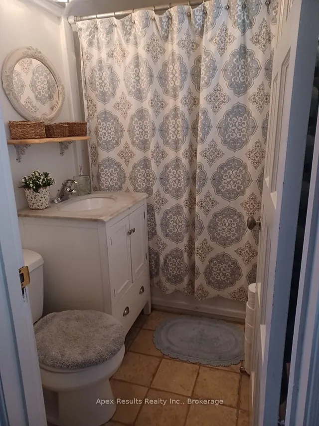 Additional image 9 of 111 Stroud Rd