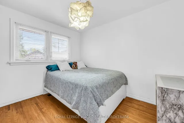 Additional image 16 of 142 Normanhurst Ave