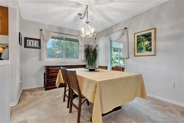 Additional image 8 of 65 MAPLE Dr