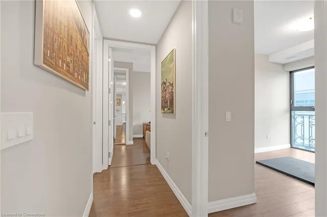 Additional image 17 of 112 King St Unit 1006