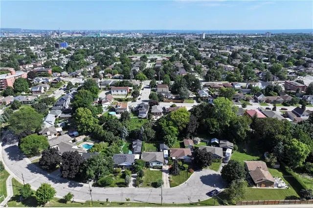 Additional image 48 of 317 GLENHOLME Ave