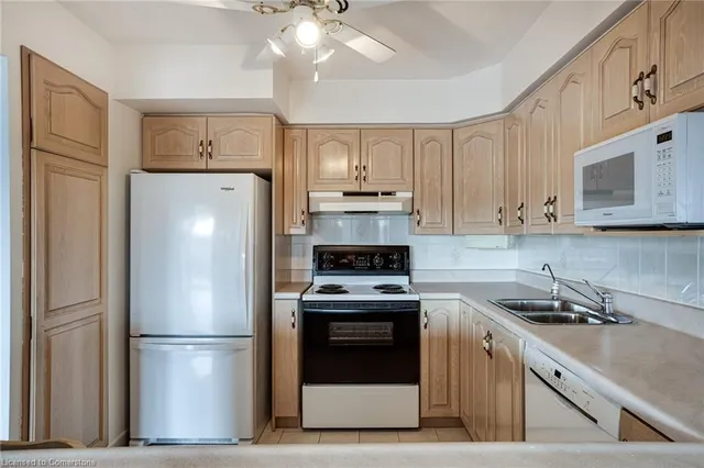 Additional image 16 of 500 Green Rd Unit 507