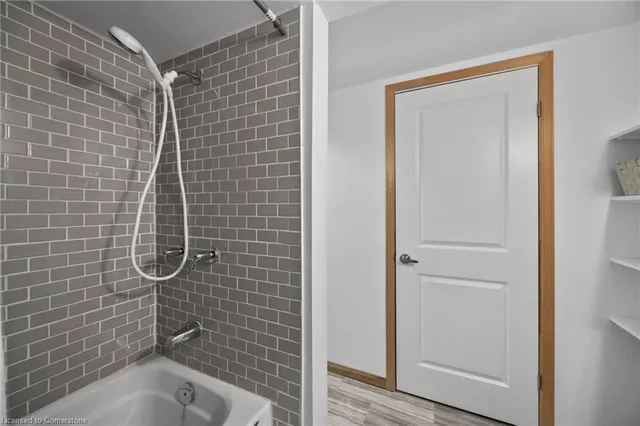 Additional image 42 of 8 Thornbury Court Crt