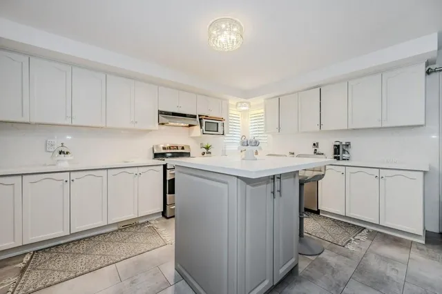 Additional image 10 of 260 CHESLEY St