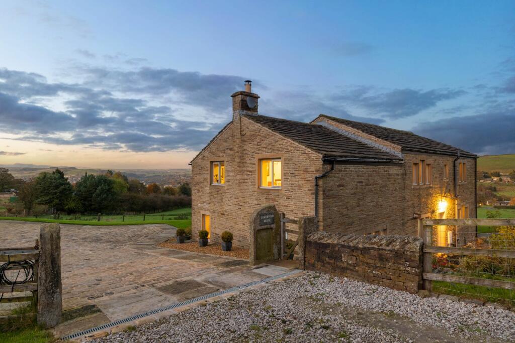 Additional image 45 of 1750s Farmhouse on 0.8 acres, 360° views, rustic charm, and scenic Rossendale countryside!