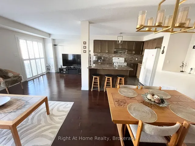 Additional image 10 of 35 CHARLESWOOD Cres