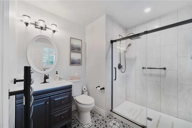 Additional image 32 of 524 CALDER St