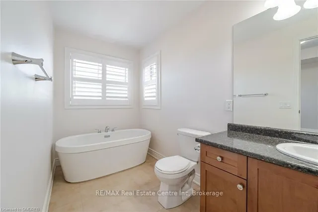 Additional image 30 of 84 HEMING Tr