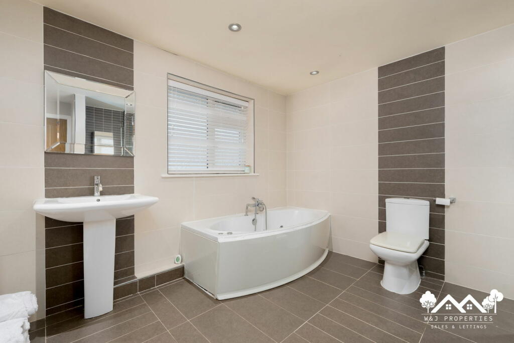 Additional image 36 of Sunnymere Drive, Sunnyhurst, Darwen, BB3