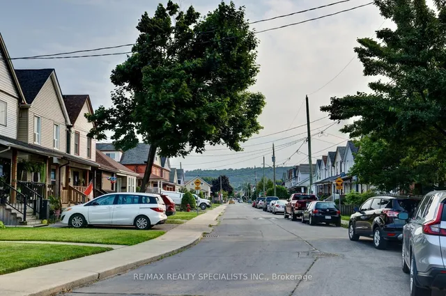 Additional image 32 of 94 Glendale Ave