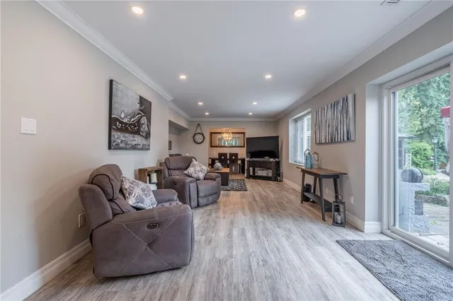 Additional image 13 of 16 NOBLE KIRK Dr