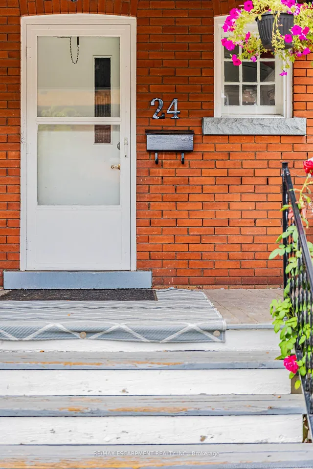 Additional image 5 of 24 Carrick Ave