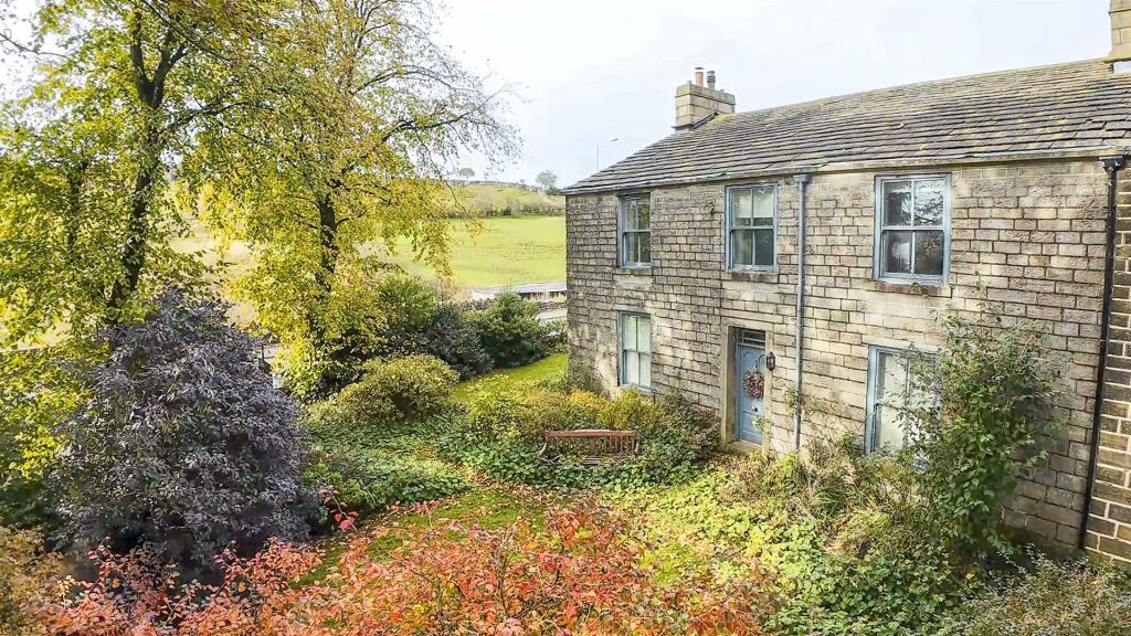 Additional image 44 of 5 Bed Character Home, ~3,000sqft, Superb Potential To Add Value