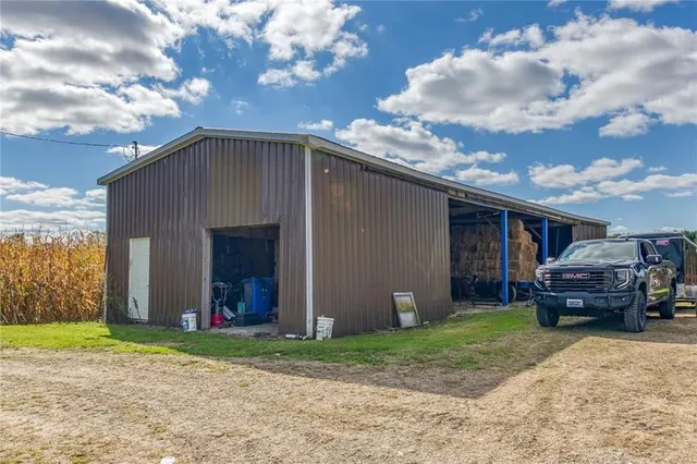 Additional image 37 of 152 POPLAR St