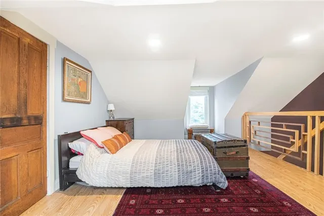 Additional image 35 of 205 WENTWORTH St