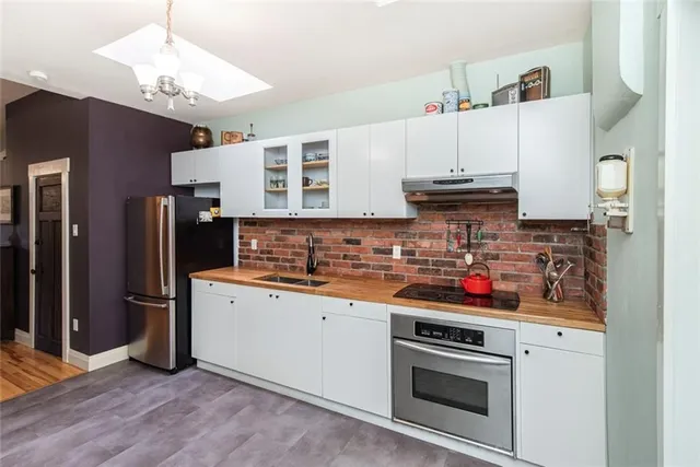 Additional image 19 of 205 WENTWORTH St